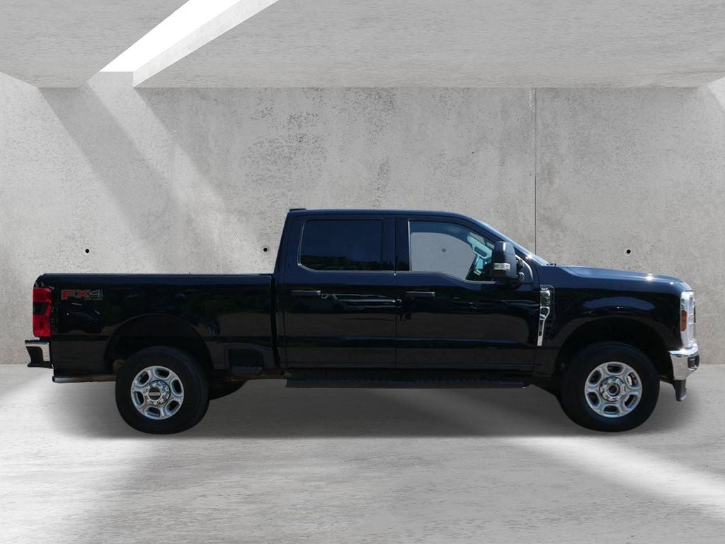 2025 Ford F-350SD XLT