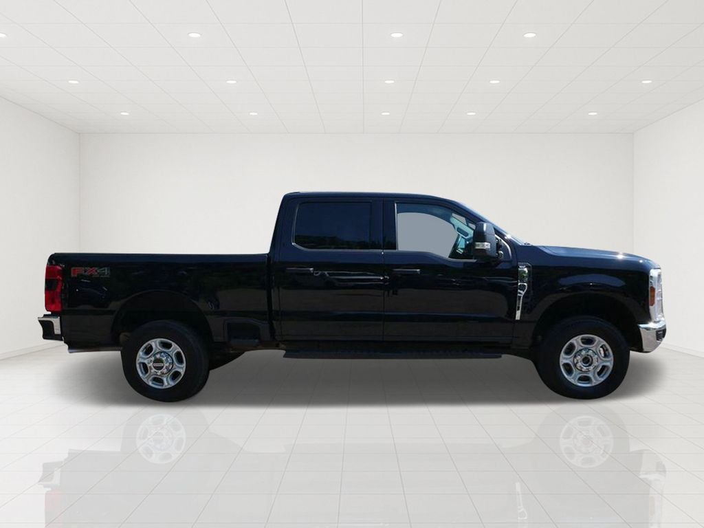 2025 Ford F-350SD XLT