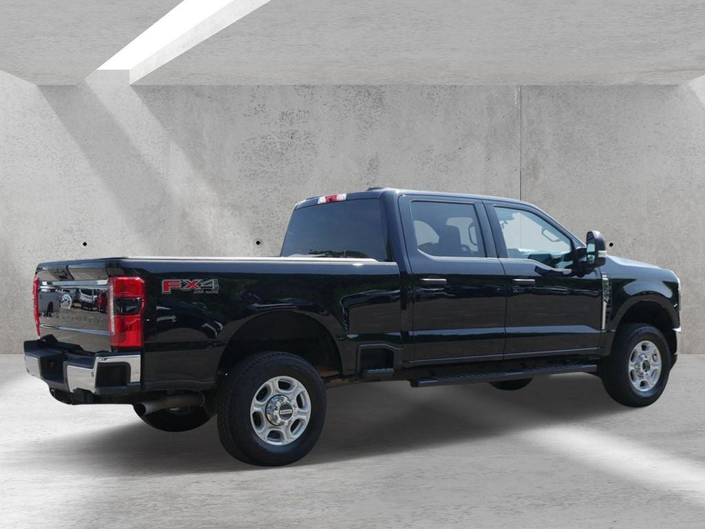 2025 Ford F-350SD XLT