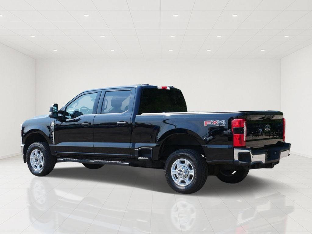 2025 Ford F-350SD XLT