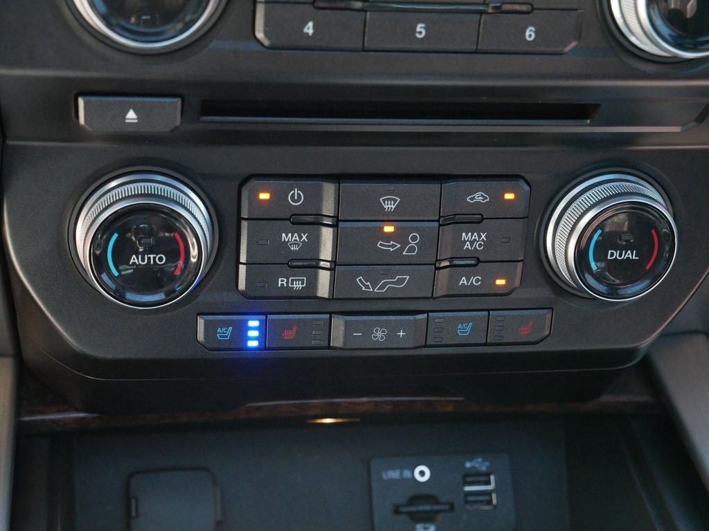 2015 Ford F-150 Platinum