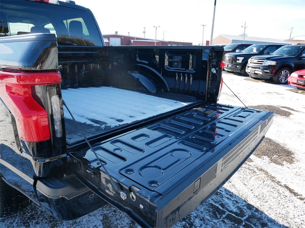 2023 Ford F-150 Lightning XLT