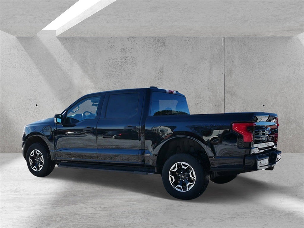 2023 Ford F-150 Lightning XLT