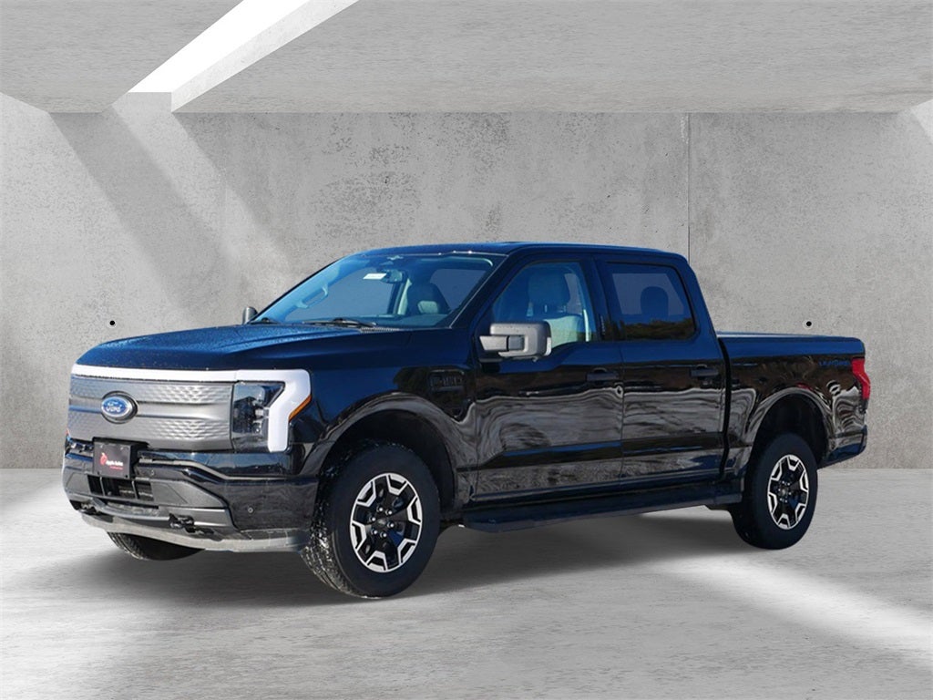 2023 Ford F-150 Lightning XLT