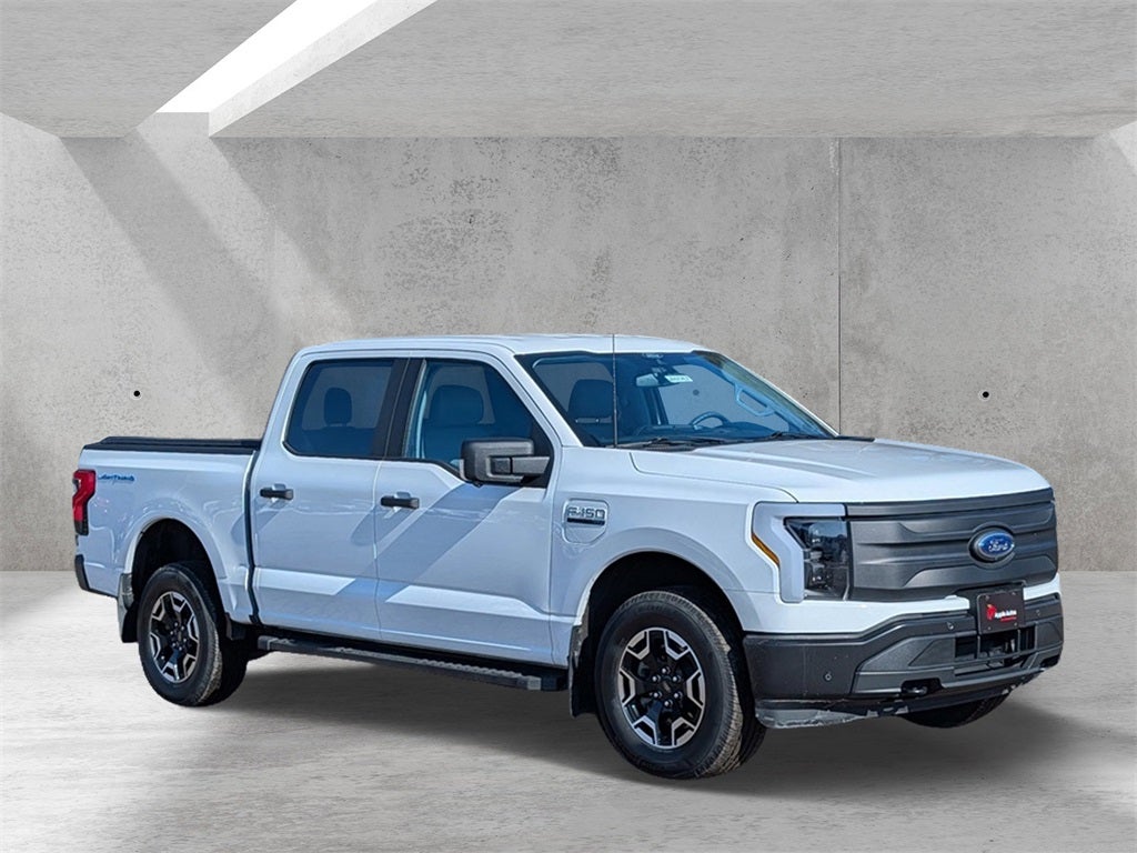 2022 Ford F-150 Lightning Pro