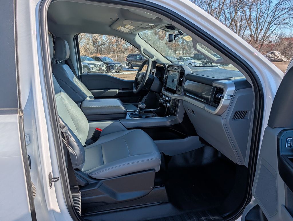 2022 Ford F-150 Lightning Pro