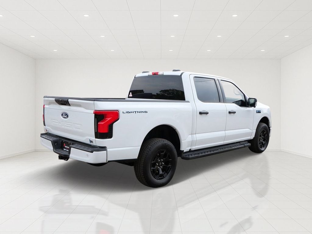 2025 Ford F-150 Lightning XLT