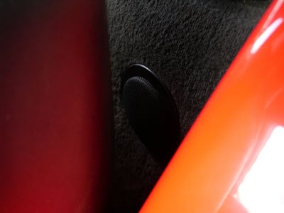 2004 Chevrolet SSR Base