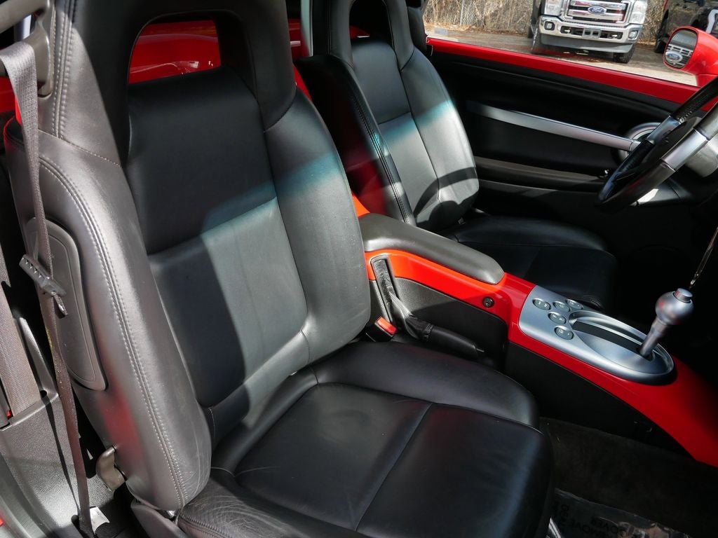 2004 Chevrolet SSR Base