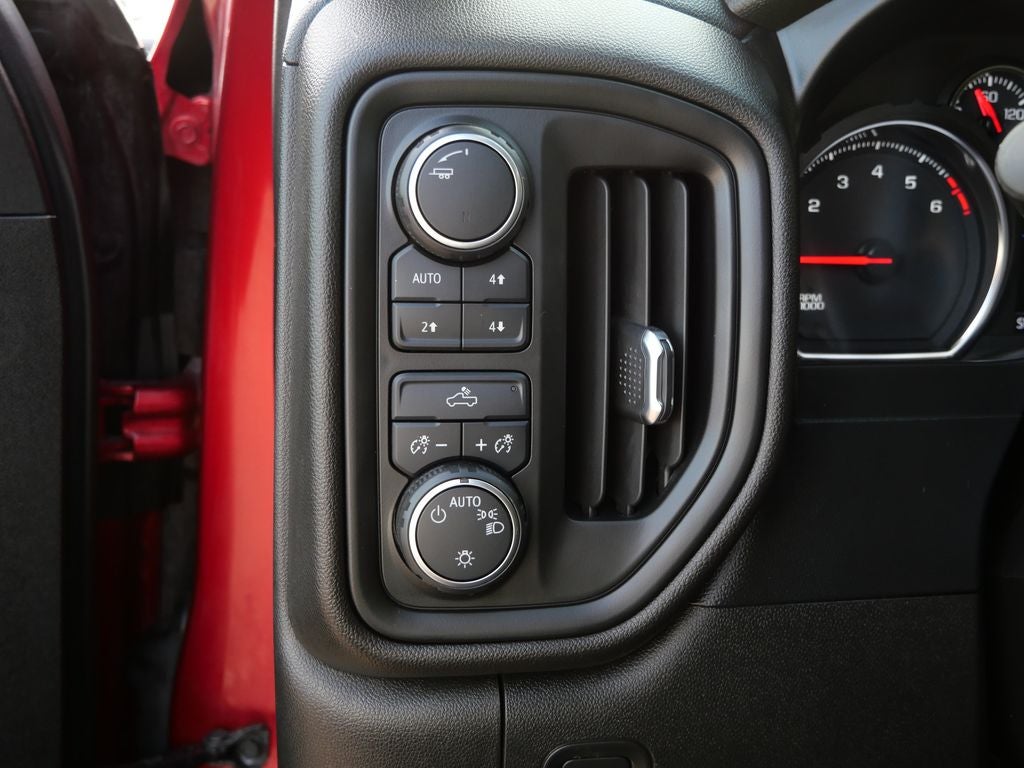 2021 Chevrolet Silverado 1500 Custom Trail Boss