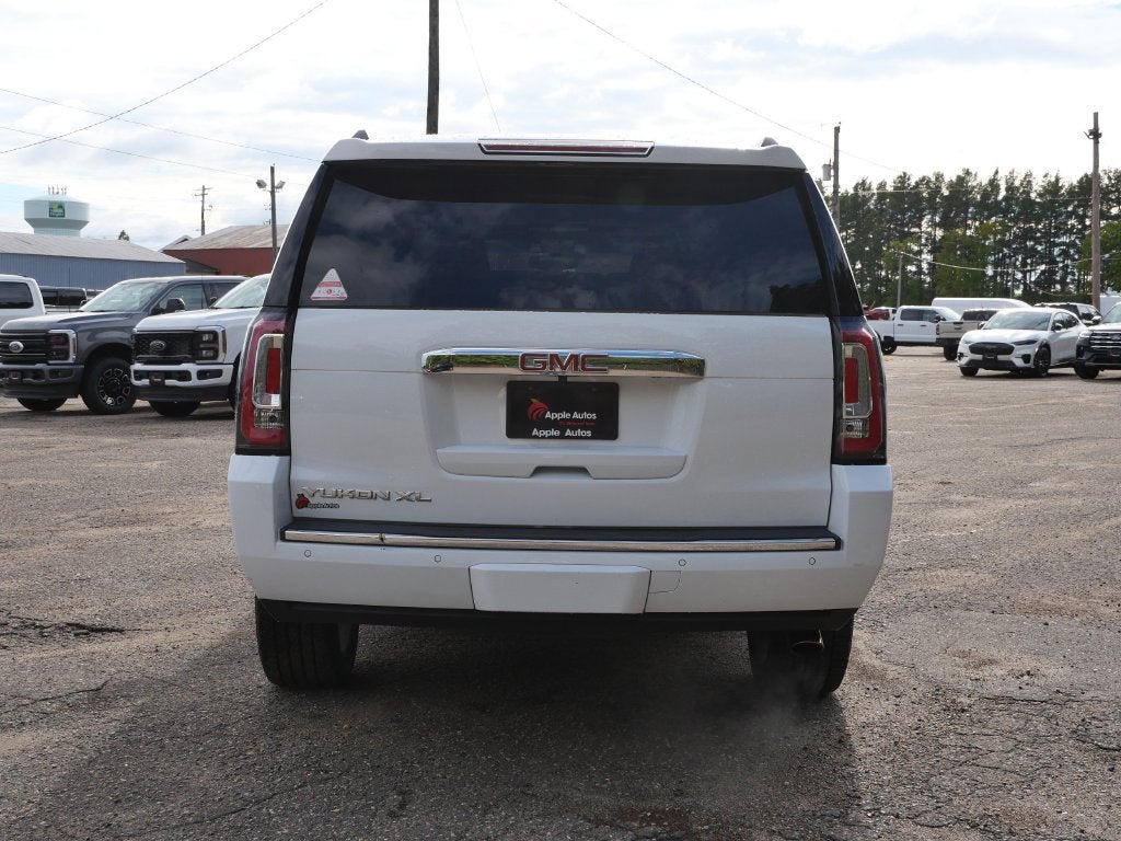 2017 GMC Yukon XL Denali
