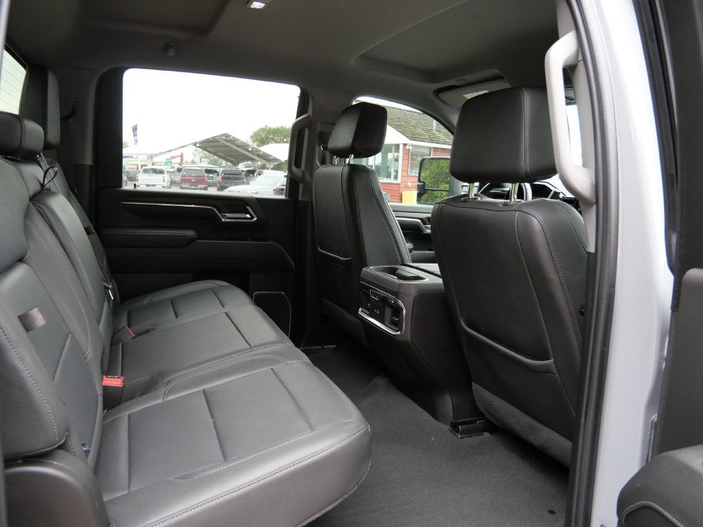 2024 GMC Sierra 2500HD SLT