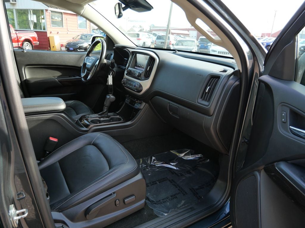 2017 GMC Canyon SLT