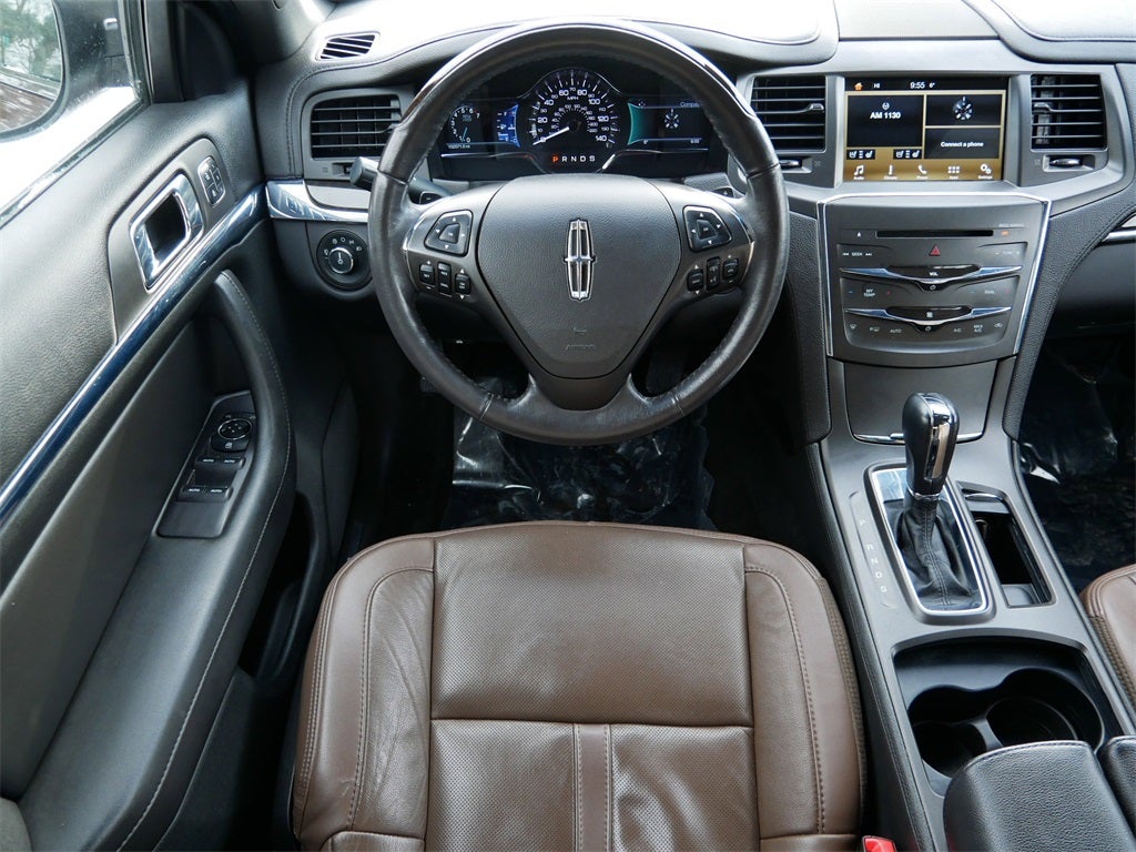 2016 Lincoln MKS Base