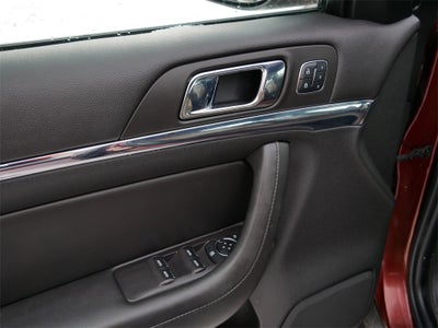 2016 Lincoln MKS Base