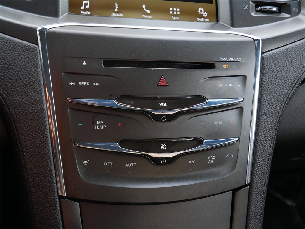 2016 Lincoln MKS Base