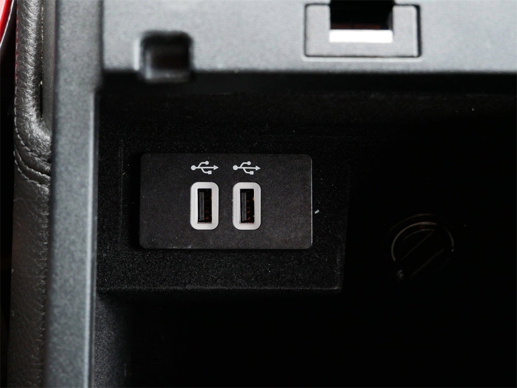 2016 Lincoln MKS Base