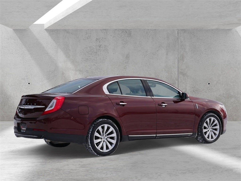 2016 Lincoln MKS Base