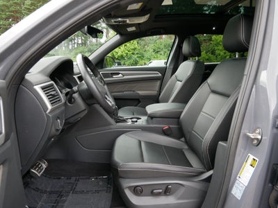 2021 Volkswagen Atlas Cross Sport 3.6L V6 SE w/Technology R-Line