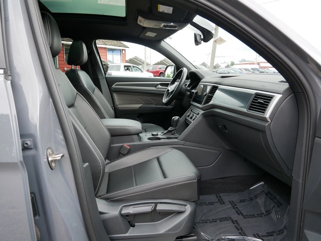 2021 Volkswagen Atlas Cross Sport 3.6L V6 SE w/Technology R-Line
