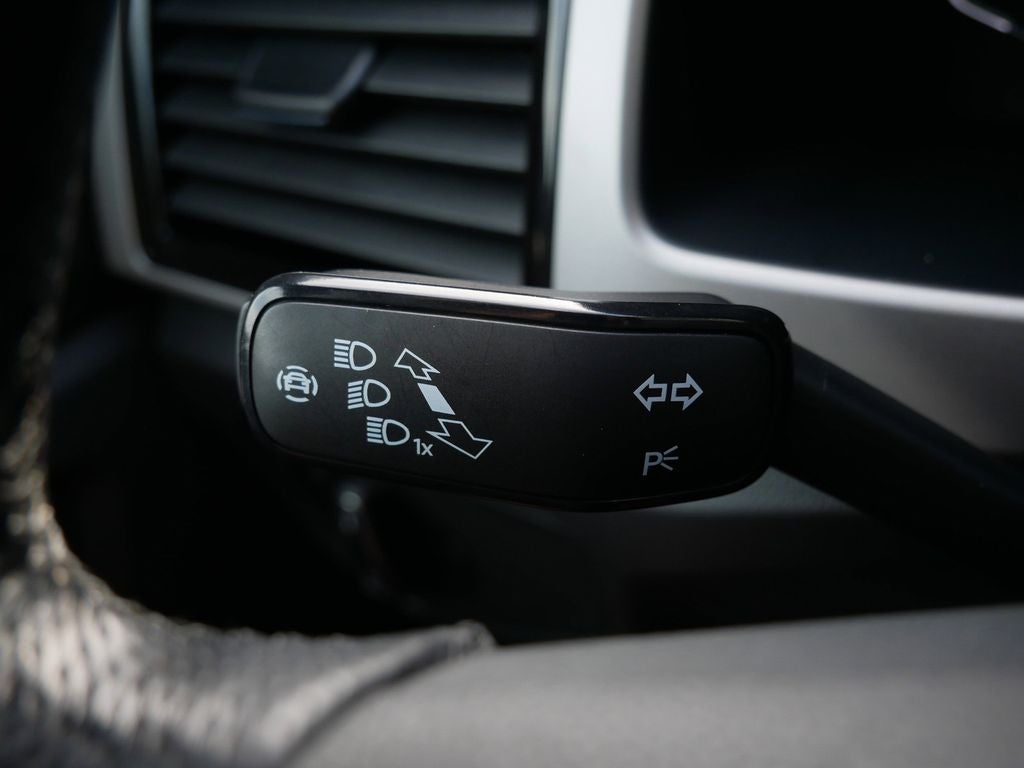 2020 Volkswagen Atlas Cross Sport 3.6L V6 SEL R-Line 4Motion