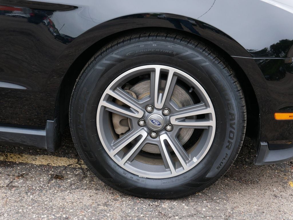 2012 Ford Mustang V6 Premium