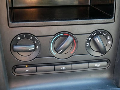2006 Ford Mustang V6 Premium
