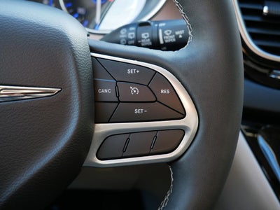 2024 Chrysler Voyager LX