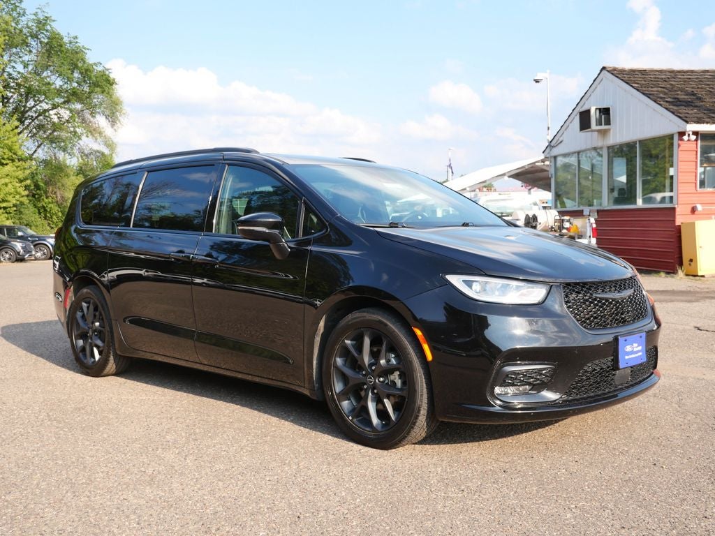 2025 Chrysler Pacifica Limited