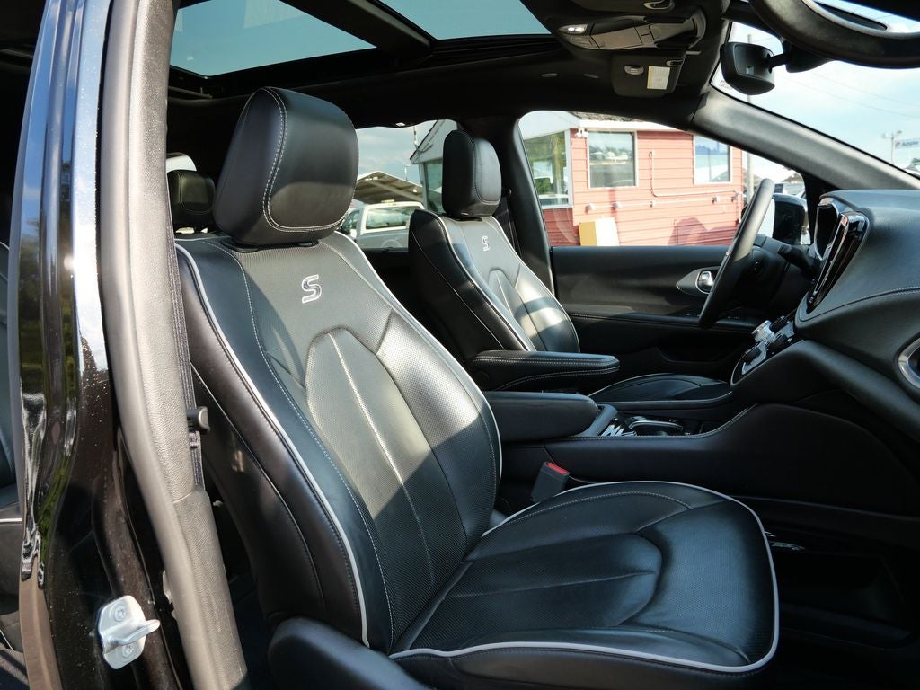 2025 Chrysler Pacifica Limited