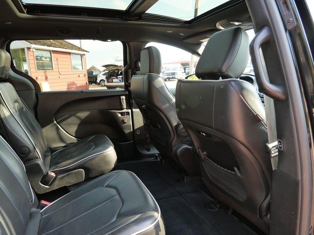 2025 Chrysler Pacifica Limited