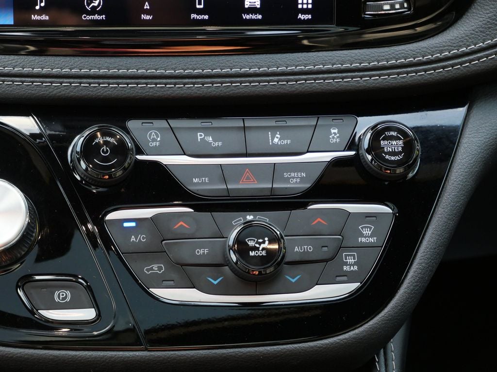 2025 Chrysler Pacifica Limited