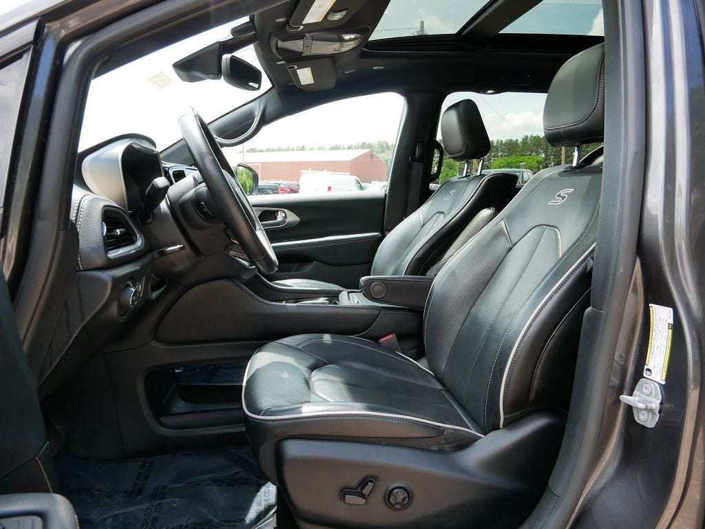 2021 Chrysler Pacifica Hybrid Limited