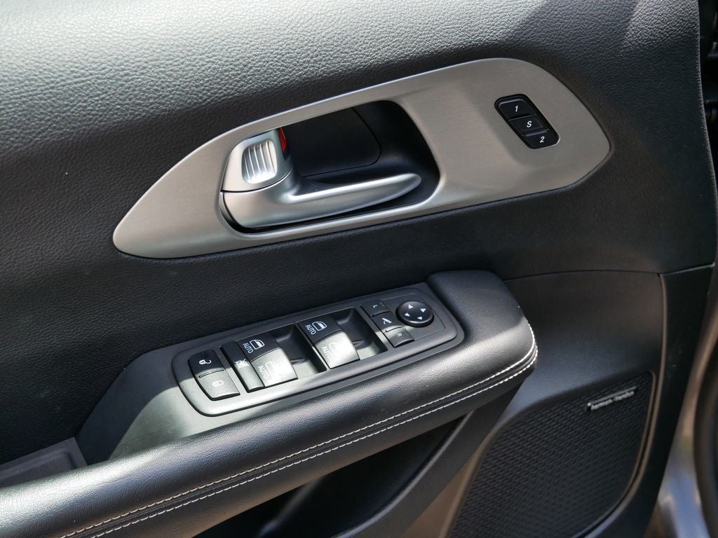 2021 Chrysler Pacifica Hybrid Limited