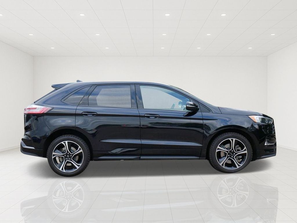 2021 Ford Edge ST