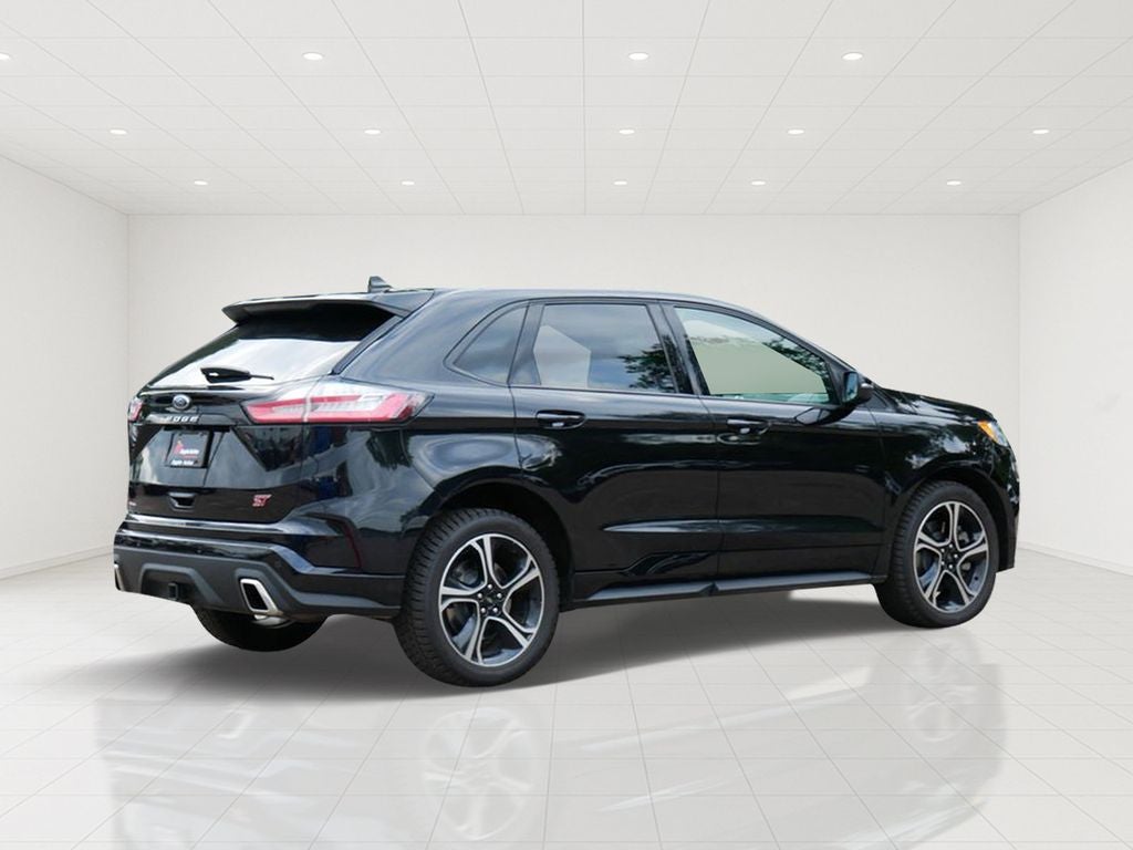 2021 Ford Edge ST
