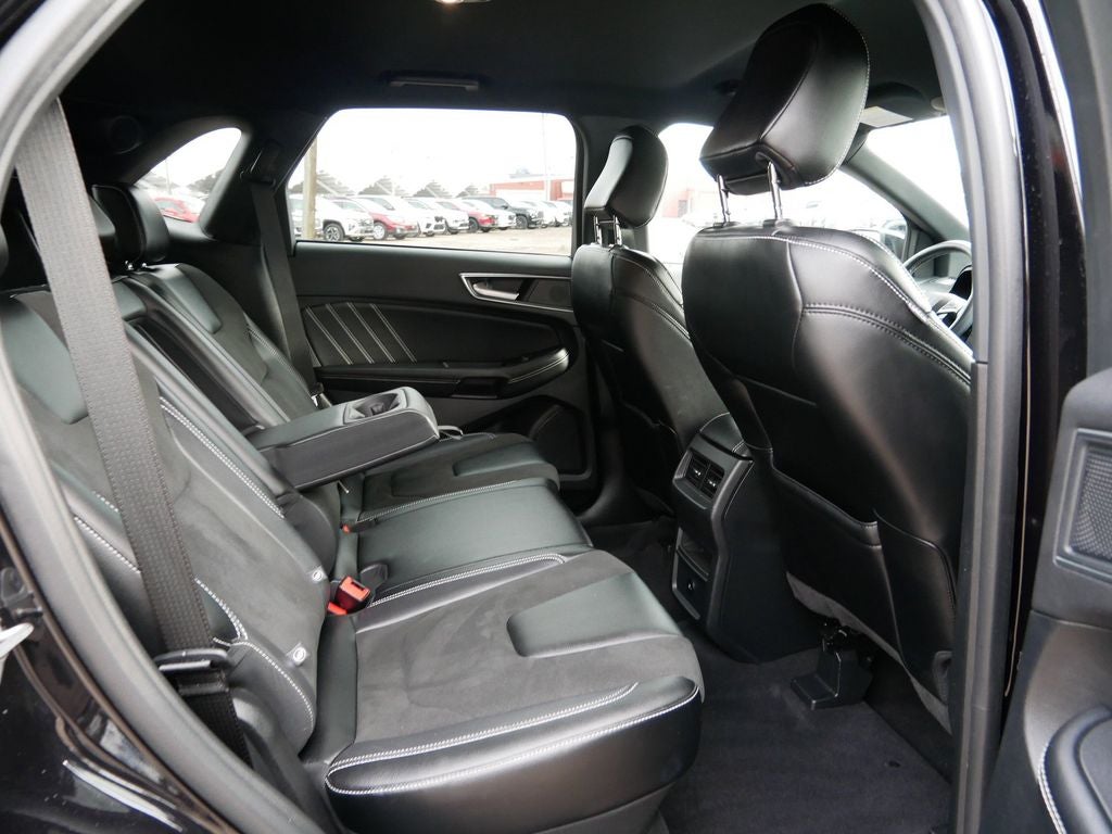 2023 Ford Edge ST