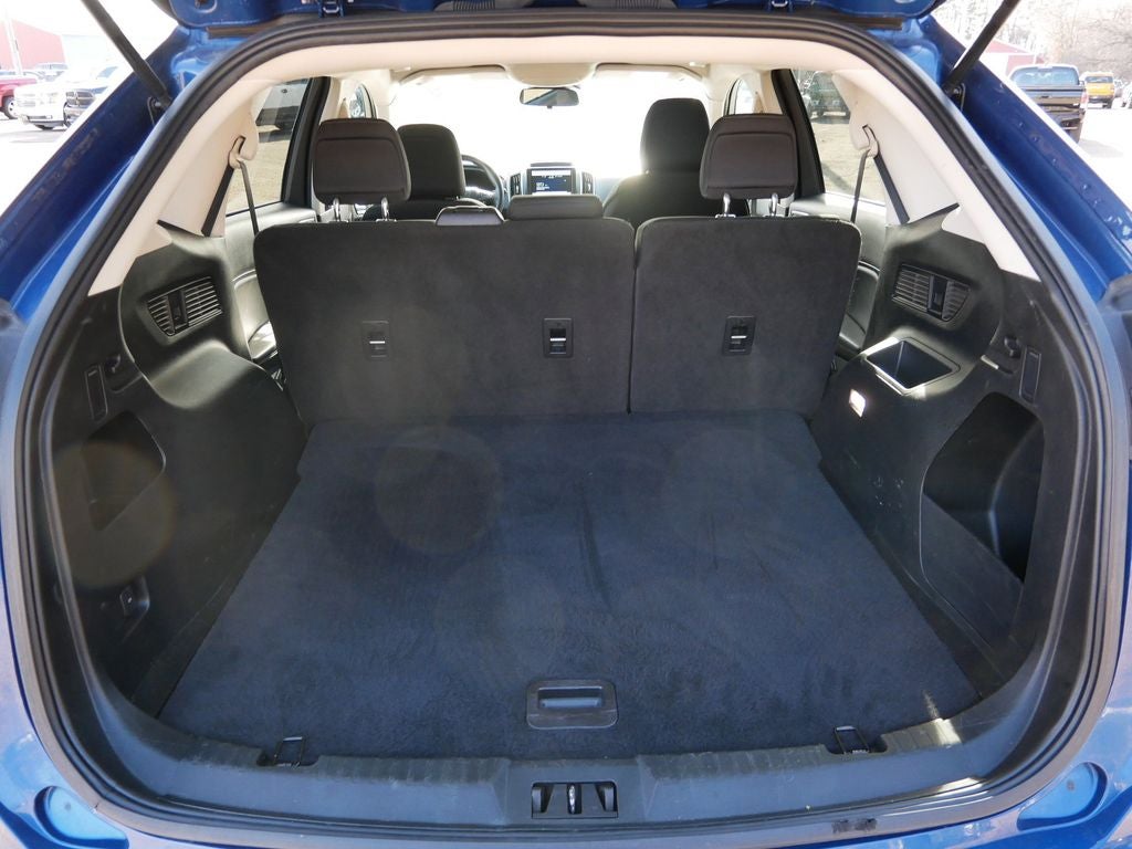2022 Ford Edge SE