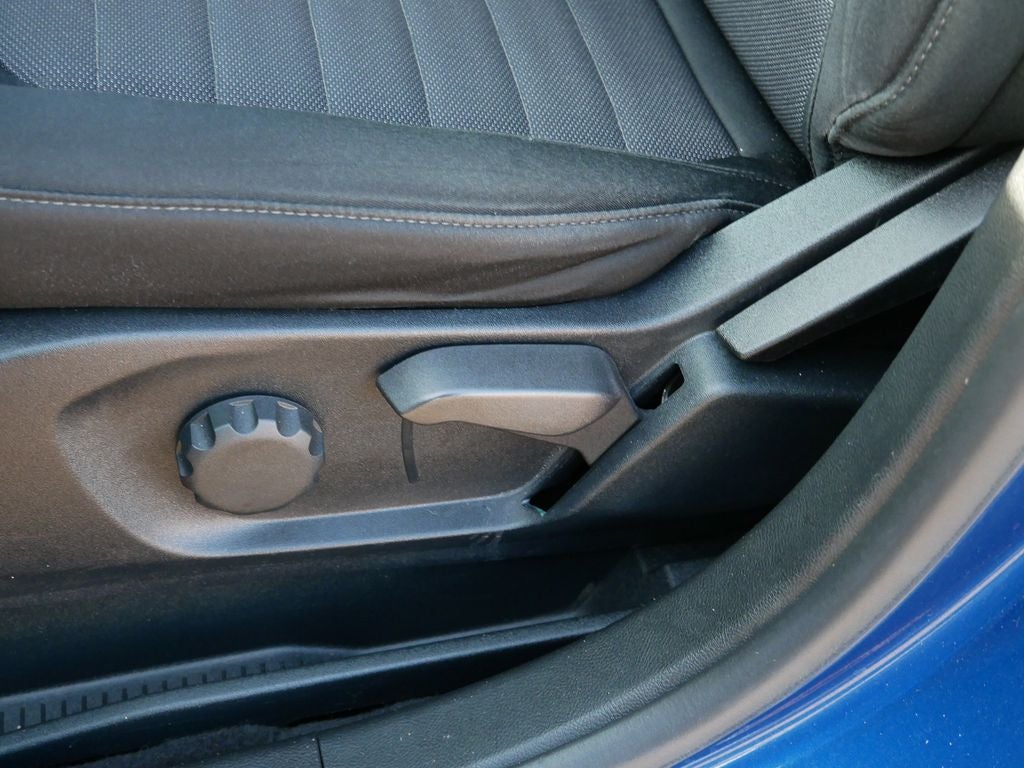 2022 Ford Edge SE