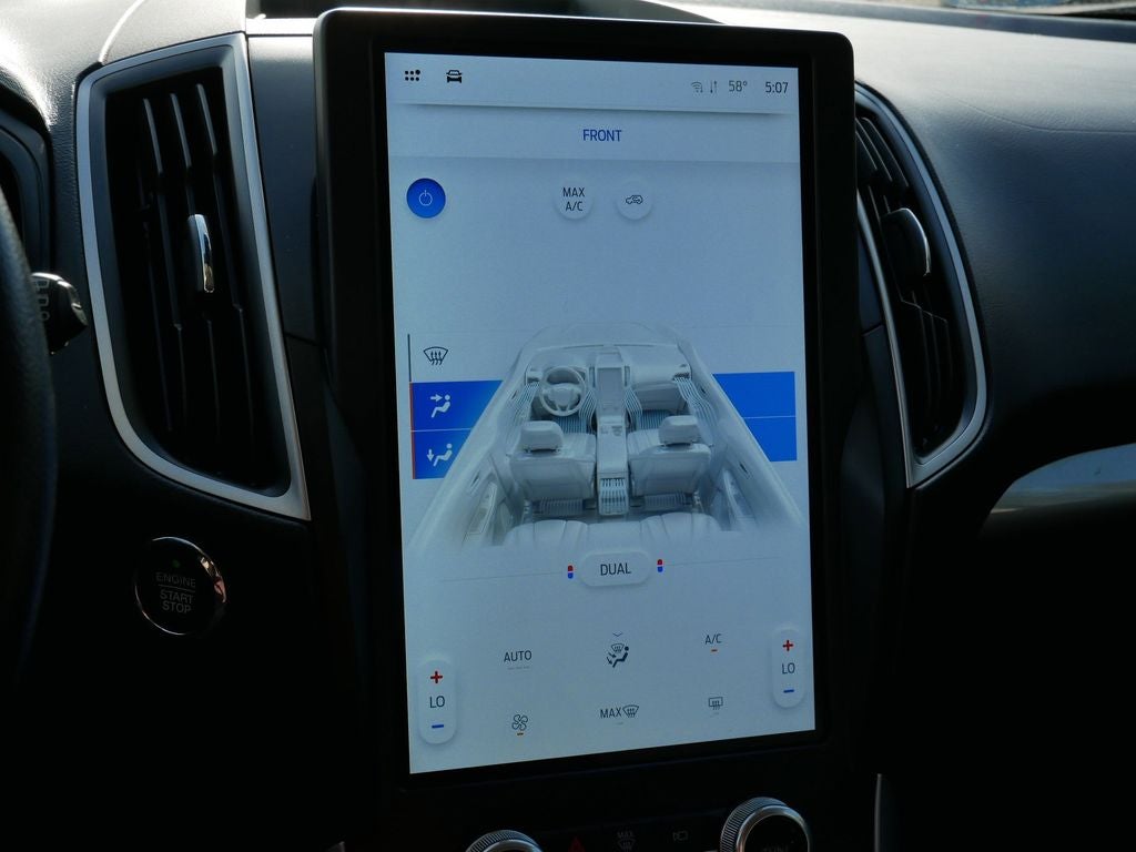 2022 Ford Edge SE