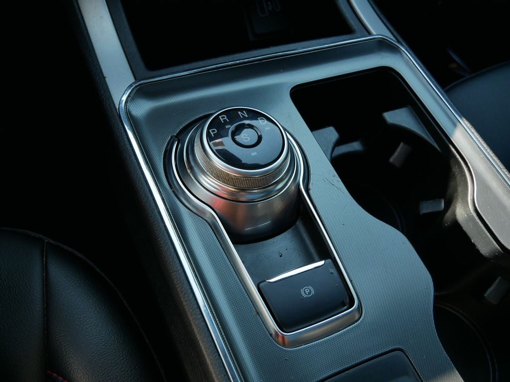 2022 Ford Edge ST Line