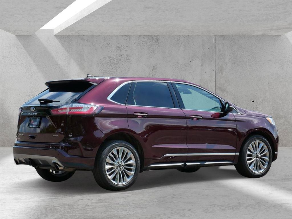 2022 Ford Edge Titanium