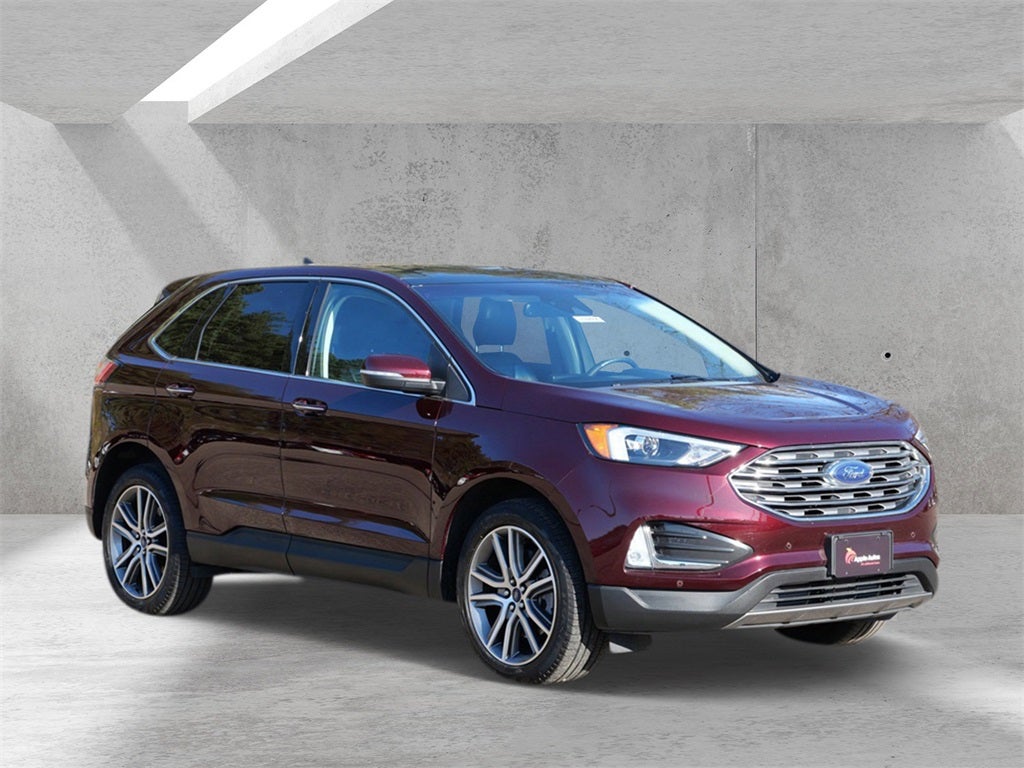 2022 Ford Edge Titanium