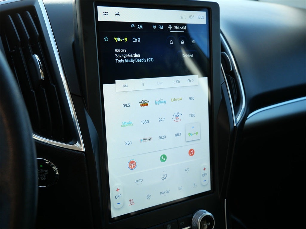 2022 Ford Edge Titanium