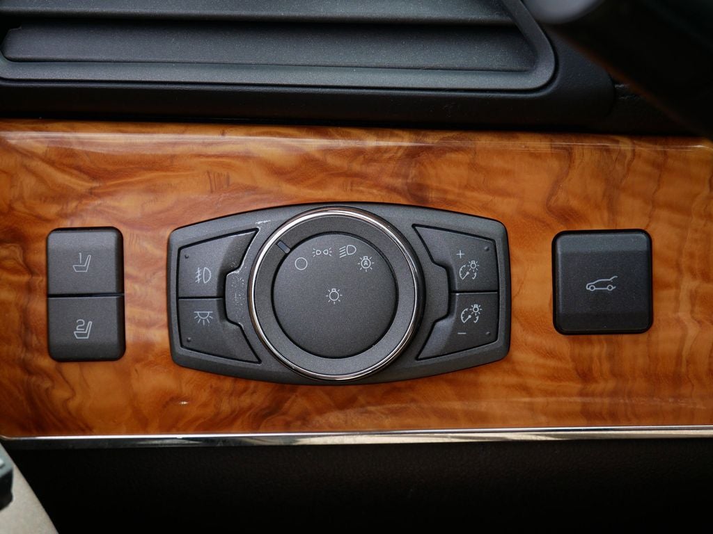 2015 Lincoln MKX Base
