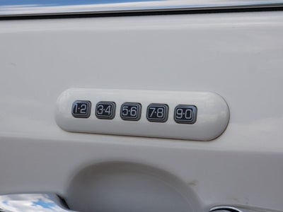 2013 Lincoln MKX Base