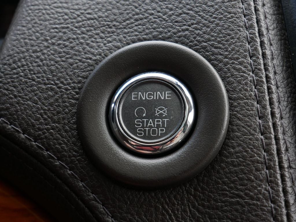 2013 Lincoln MKX Base
