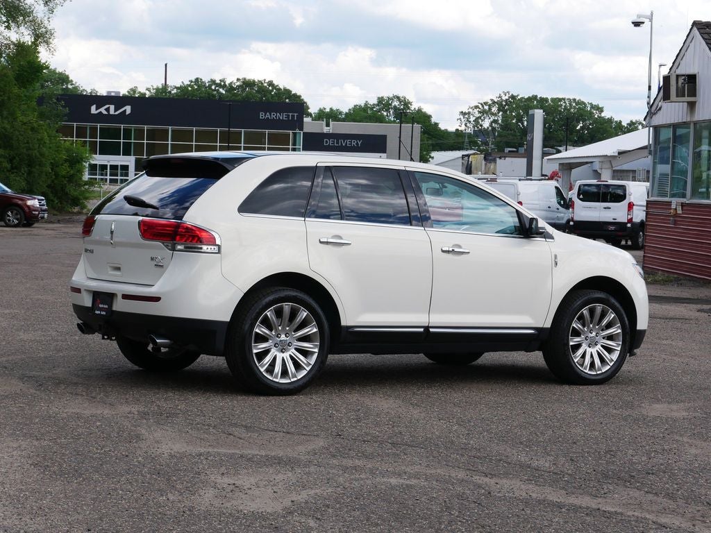 2013 Lincoln MKX Base