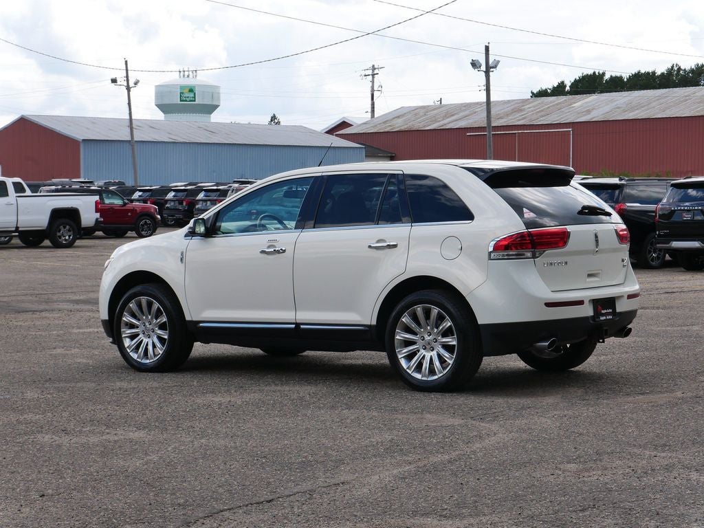2013 Lincoln MKX Base