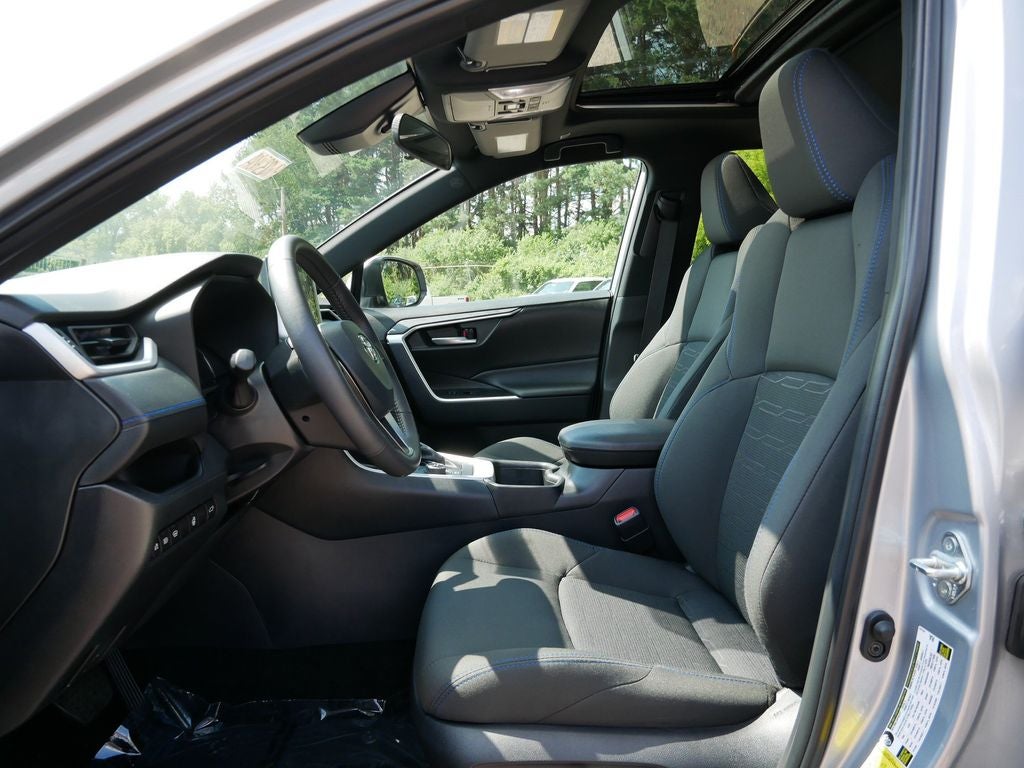 2024 Toyota RAV4 Hybrid SE